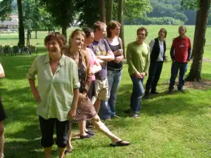 publiek klaar voor weer een premiere.webp